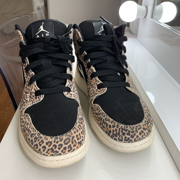 Nike Air Jordan 4 Retro âLeopard Printâ Black/Brown-Red Outlet Sale